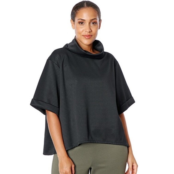 Nwt DIANE GILMAN oversized turtleneck top - Picture 1 of 4